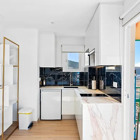 Renovated Panoramic Seaview Vistas * 阿罗纳