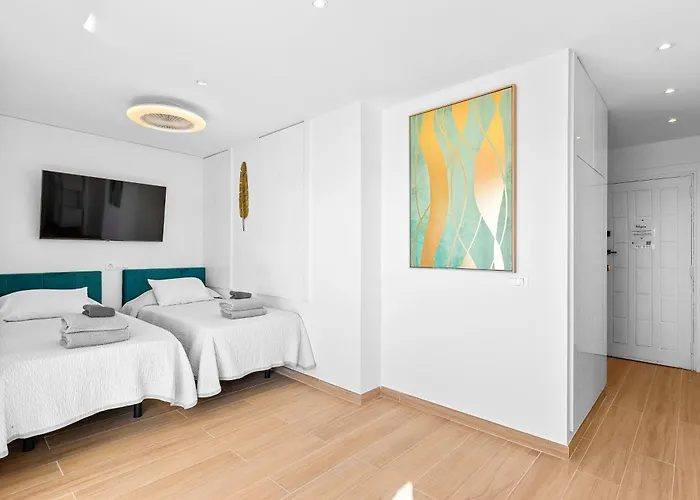 Renovated Panoramic Seaview Vistas 公寓 阿罗纳