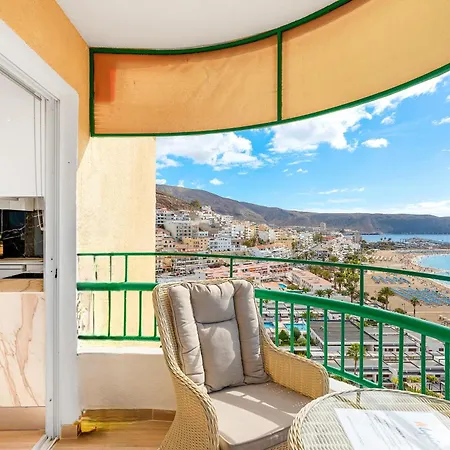 Renovated Panoramic Seaview Vistas Lejlighed